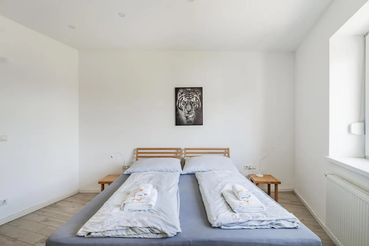 Schonbrunn Apartment Vienna